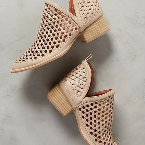 Jeffrey Campbell perforated booties - Picture 9 of 9